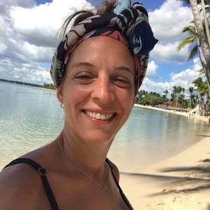 Meet your Posher, Annie-claude